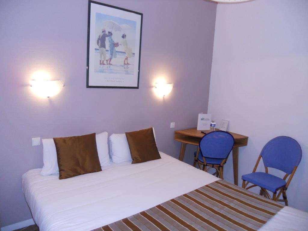 Brit Hotel Hermitage Royan Pokoj fotografie